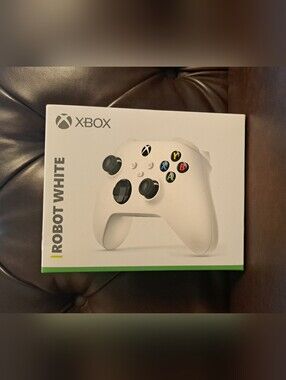 X-BOX Wireless Controller - Robot White